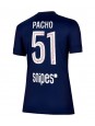 Billige Paris Saint-Germain Willian Pacho #51 Hjemmedrakt Dame 2025-26 Kortermet